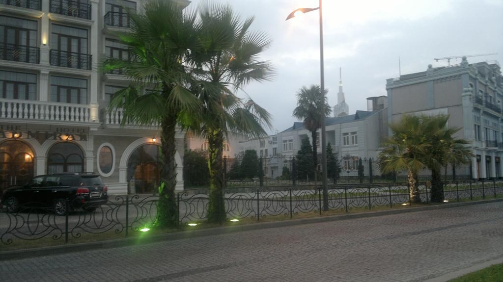 Nini'S Apartments Batumi Eksteriør billede